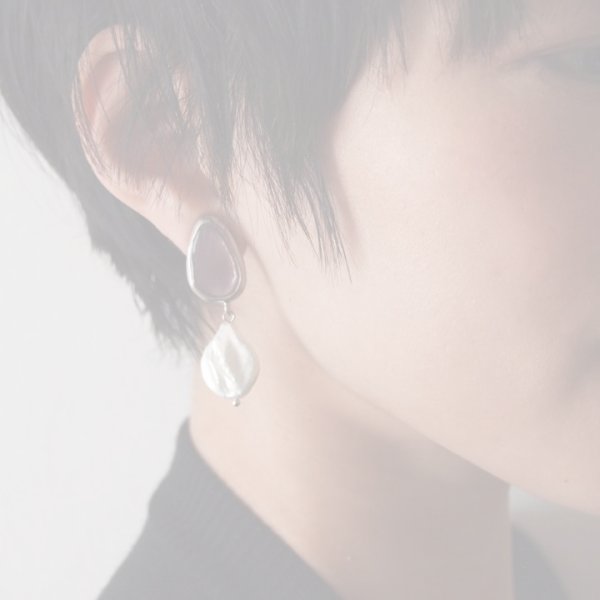 画像3:  {SOLD} ADER.bijoux アデルビジュー BLOCK PEARL pearl pierce{-AIA} (3)