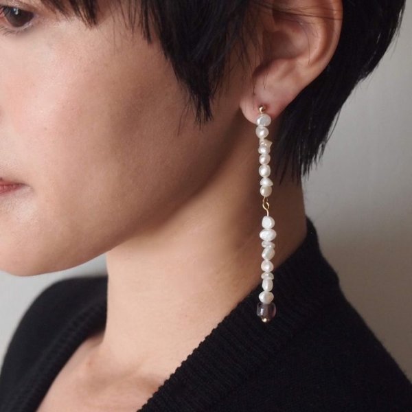 画像5: 【 50%OFF セール25,300円→12,650円】 ADER.bijoux アデルビジュー BLOCK PEARL long asymmetry pierce{-AIA} (5)