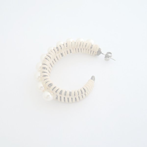 画像4:  {SOLD} ADER.bijoux アデルビジュー RATTAN peal pierce{-AIS} (4)