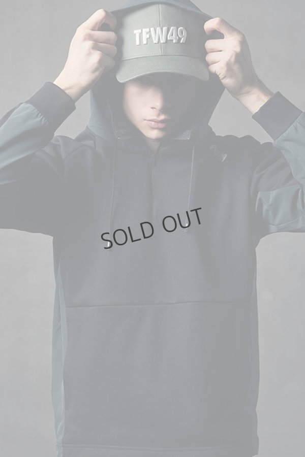 画像4: {SOLD}TFW49 ティーエフダブリューフォーティーナイン COMBINATION HOODIE{-BDA} (4)