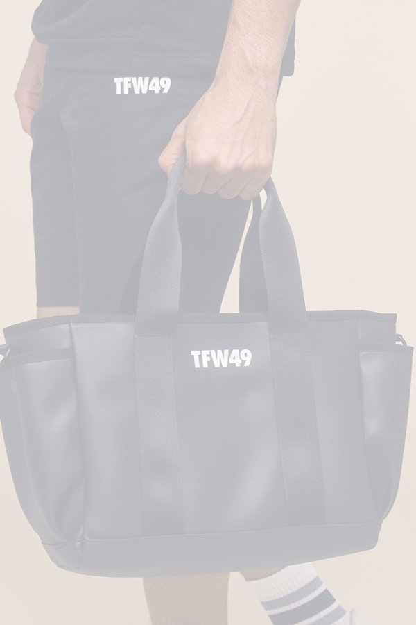 画像15:  {SOLD} TFW49 ティーエフダブリューフォーティーナイン LEATHER ROUND BAG{-BEA} (15)