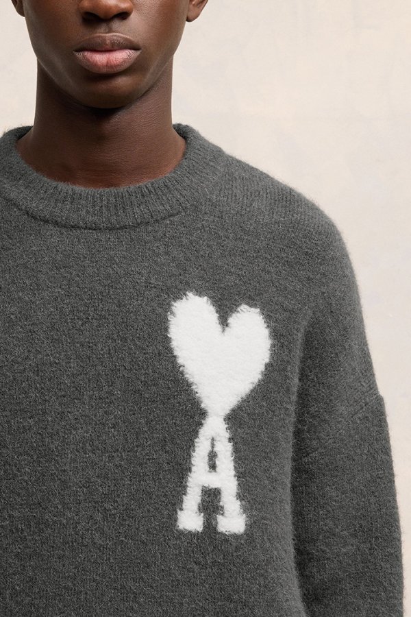 画像4: 【 30%OFF セール88,000円→61,600円】 AMI アミ オフホワイト Ami de Coeur クルーネック セーター{-BDA} (4)