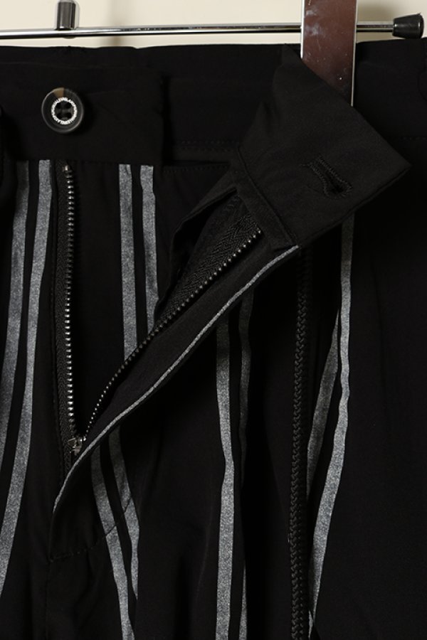 画像5: 【 30%OFF セール14,960円→10,472円】 1piu1uguale3 RELAX ウノピゥウノウグァーレトレ リラックス トラックストライプロゴショーツ{-BCS} (5)