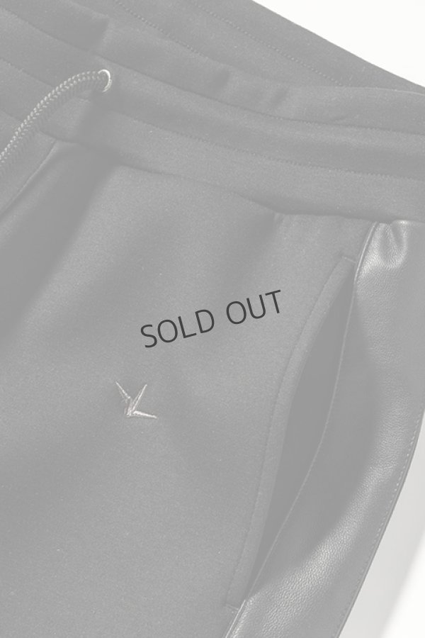 画像11: {SOLD}1piu1uguale3 RELAX ウノピゥウノウグァーレトレ リラックス レザーラインポンチロングパンツ{-BDA} (11)