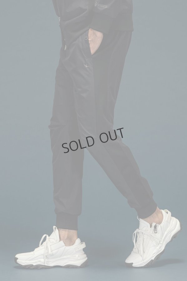 画像2: {SOLD}1piu1uguale3 RELAX ウノピゥウノウグァーレトレ リラックス × +phenix ジョガーパンツ WINDSTOPPER プロダクト by GORE-TEX LABS /ウィンドストッパー/ゴアテックス{-BES} (2)