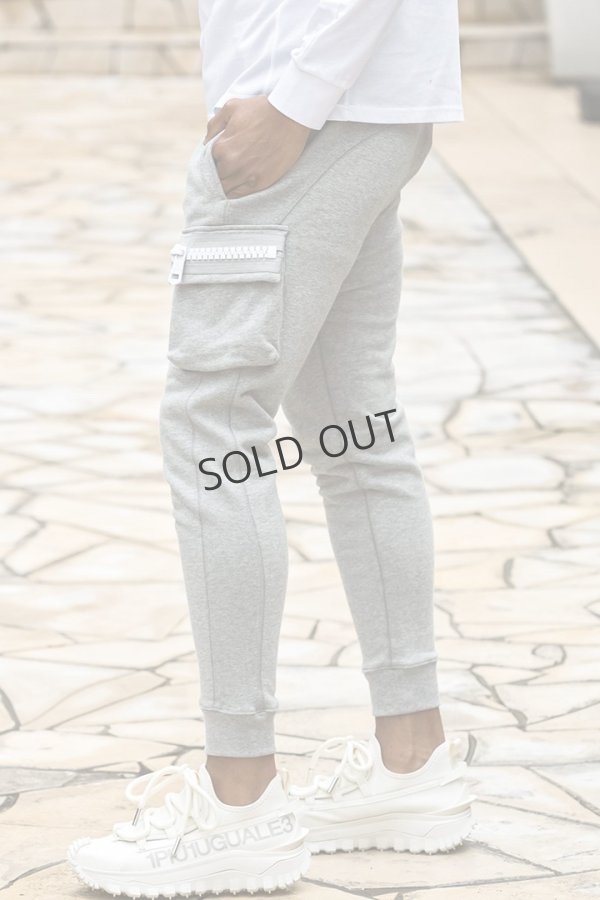 画像2: {SOLD}1piu1uguale3 RELAX ウノピゥウノウグァーレトレ リラックス ビッグファスナーカーゴポケットスウェットパンツ{-BEA} (2)