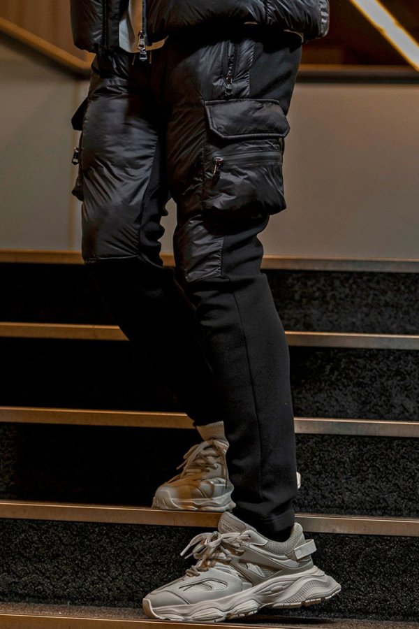 画像1: 【 10%OFF セール24,970円→22,473円】 1piu1uguale3 RELAX ウノピゥウノウグァーレトレ リラックス スーパーライトテックパデッドパンツ{-BEA} (1)