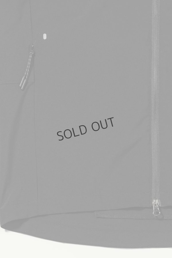 画像12: 1piu1uguale3 RELAX ウノピゥウノウグァーレトレ リラックス 縦ロゴランニングパーカー{-BCS} (12)