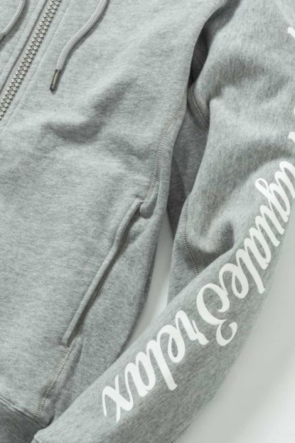 画像8: 【 40%OFF セール18,920円→11,352円】 1piu1uguale3 RELAX ウノピゥウノウグァーレトレ リラックス グリッターロゴジップパーカー{-BDS} (8)