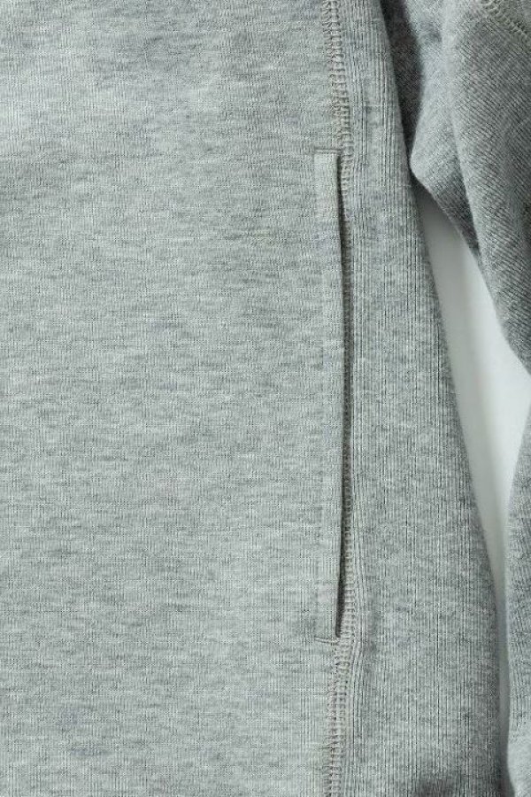 画像12: 【 40%OFF セール19,800円→11,880円】 1piu1uguale3 RELAX ウノピゥウノウグァーレトレ リラックス サークルロゴパイピングパーカー{-BDS} (12)