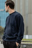 画像2: 【 30%OFF セール14,960円→10,472円】 1piu1uguale3 RELAX ウノピゥウノウグァーレトレ リラックス ポーラテック縦ロゴプルオーバー{-BDA} (2)