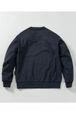 画像7: 【 30%OFF セール14,960円→10,472円】 1piu1uguale3 RELAX ウノピゥウノウグァーレトレ リラックス ポーラテック縦ロゴプルオーバー{-BDA} (7)
