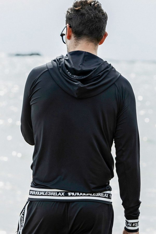 画像4: 【 30%OFF セール18,920円→13,244円】 1piu1uguale3 RELAX ウノピゥウノウグァーレトレ リラックス ヘムロゴラッシュガードフーディー{-BES} (4)