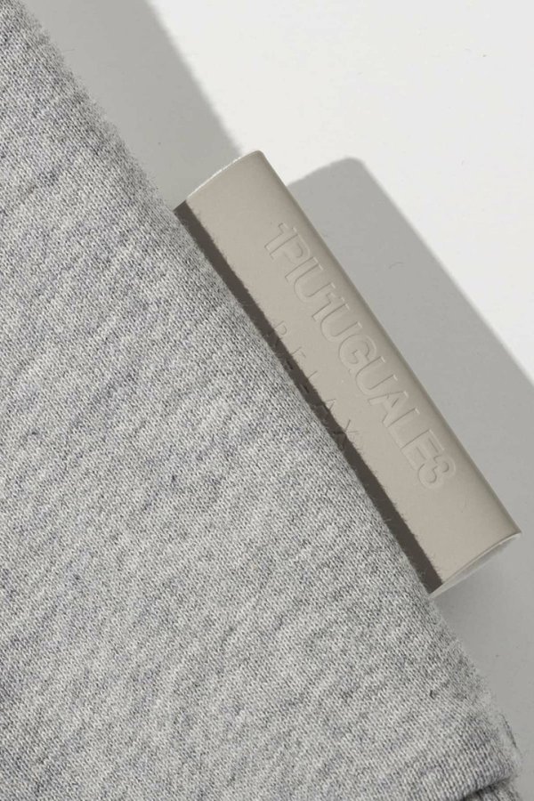 画像10: 【 10%OFF セール20,900円→18,810円】 1piu1uguale3 RELAX ウノピゥウノウグァーレトレ リラックス レザーパッチスウェットプルオーバーフーディー{-BEA} (10)