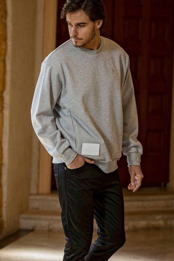 画像6: 【 10%OFF セール18,920円→17,028円】 1piu1uguale3 RELAX ウノピゥウノウグァーレトレ リラックス レザーパッチスウェットクルーネックプルオーバー{-BEA} (6)