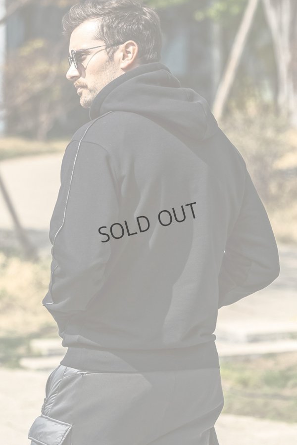 画像3: {SOLD}1piu1uguale3 RELAX ウノピゥウノウグァーレトレ リラックス パイピングロゴワイドスピンドルフーディー{-BEA} (3)