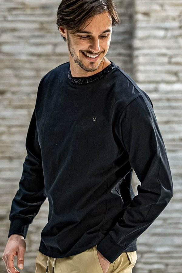 画像2: 1piu1uguale3 RELAX ウノピゥウノウグァーレトレ リラックス ラインストーンネックロゴロングTシャツ{-BEA} (2)