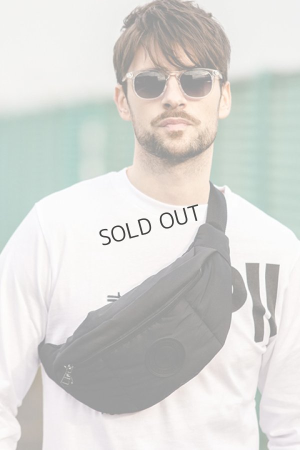 画像9: {SOLD}1piu1uguale3 RELAX ウノピゥウノウグァーレトレ リラックス サークルロゴボディバッグ{-BDA} (9)