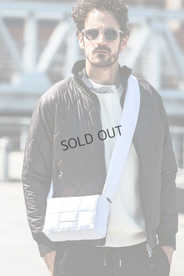 画像4: {SOLD}1piu1uguale3 RELAX ウノピゥウノウグァーレトレ リラックス パデッドミニショルダーバッグ{-BDA} (4)