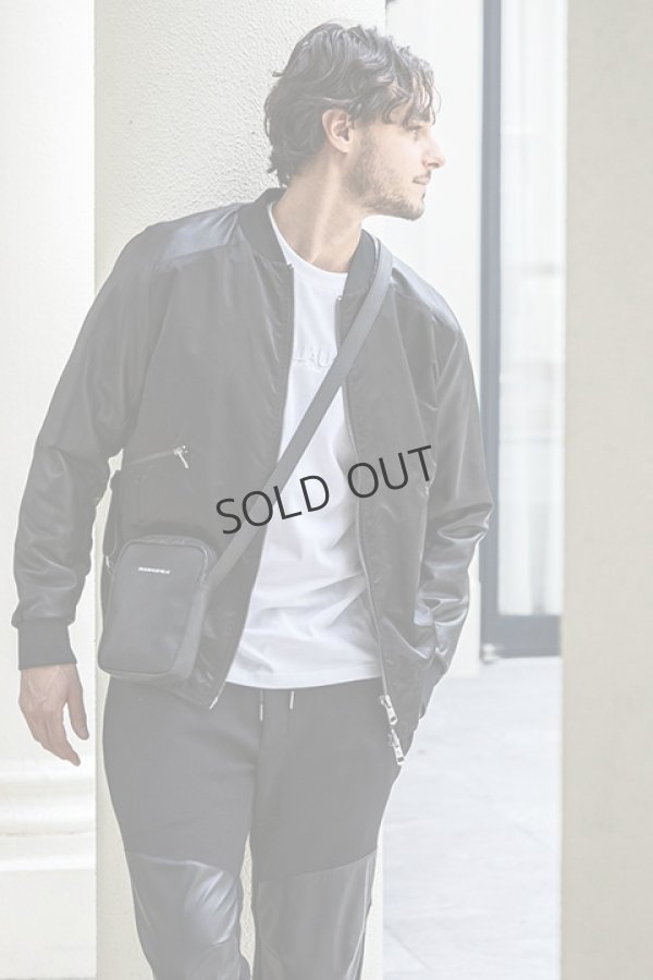 画像2: {SOLD}1piu1uguale3 RELAX ウノピゥウノウグァーレトレ リラックス フェイクレザーミニショルダーバッグ{-BDA} (2)