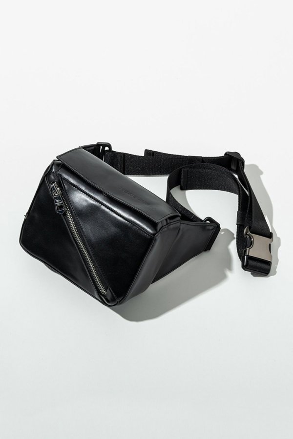 画像1: 1piu1uguale3 RELAX ウノピゥウノウグァーレトレ リラックス ボックスボディバッグ{-BFS} (1)