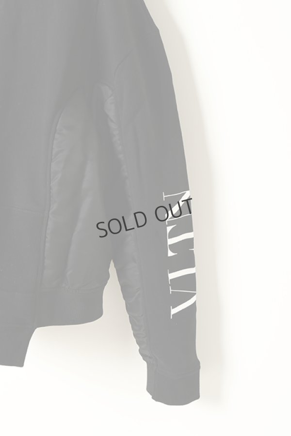 画像5: {SOLD}Valentino ヴァレンティノ VLTN クルーネックスウェットシャツ{UV0CII452KP-0NO-BJA} (5)