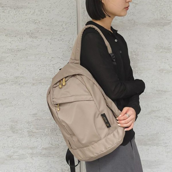 画像7:  ★先行予約商品★  VIOLAd'ORO ヴィオラドーロ GINO ナイロンバックパック{-BFS} (7)