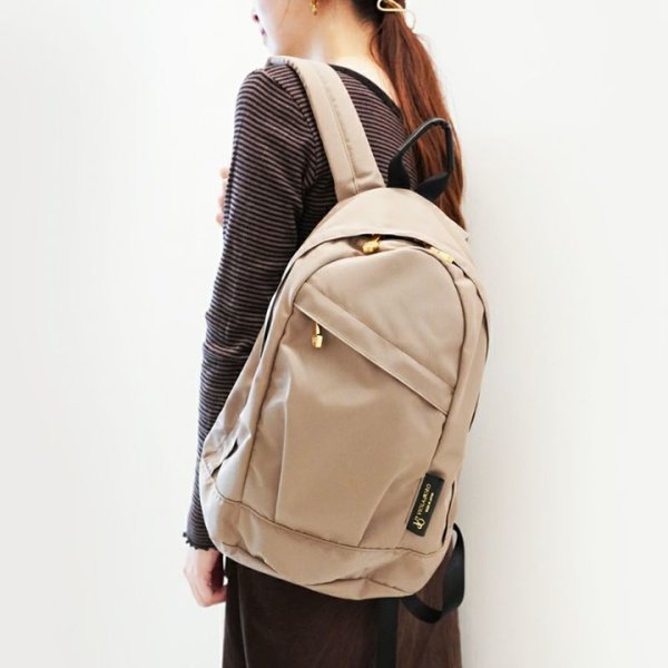 画像8:  ★先行予約商品★  VIOLAd'ORO ヴィオラドーロ GINO ナイロンバックパック{-BFS} (8)