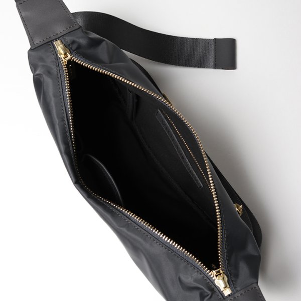 画像8: VIOLAd'ORO ヴィオラドーロ BIANCA ナイロンボディバッグ{-BFS} (8)