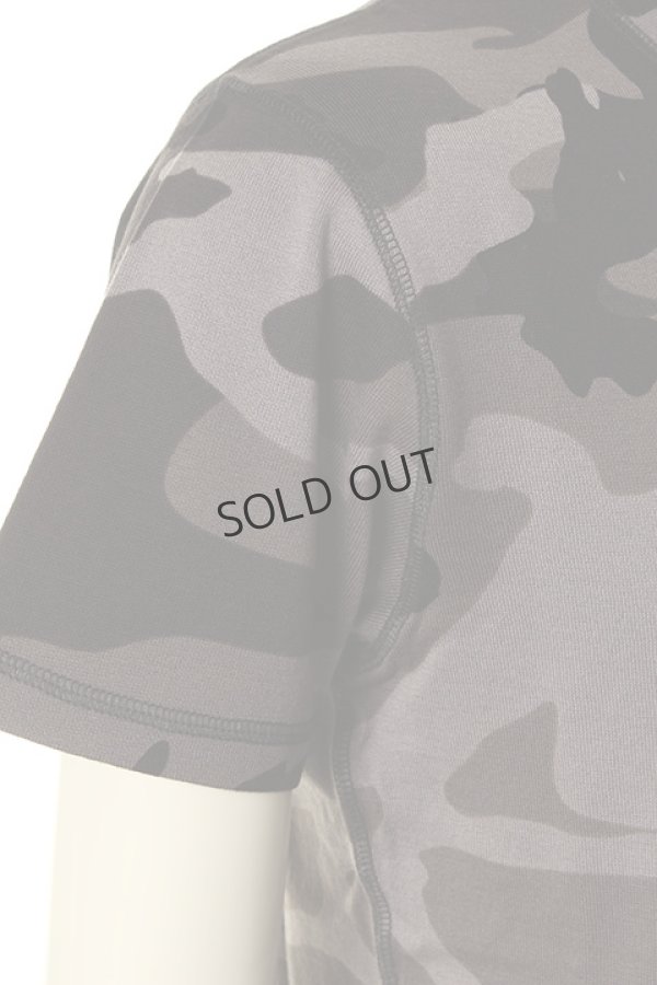画像5: {SOLD}T' ティー ORIGINAL MERCERIZATION "DISCHARE CAMO" series Vee Neck Short Sleeve BASIC{-AGS} (5)