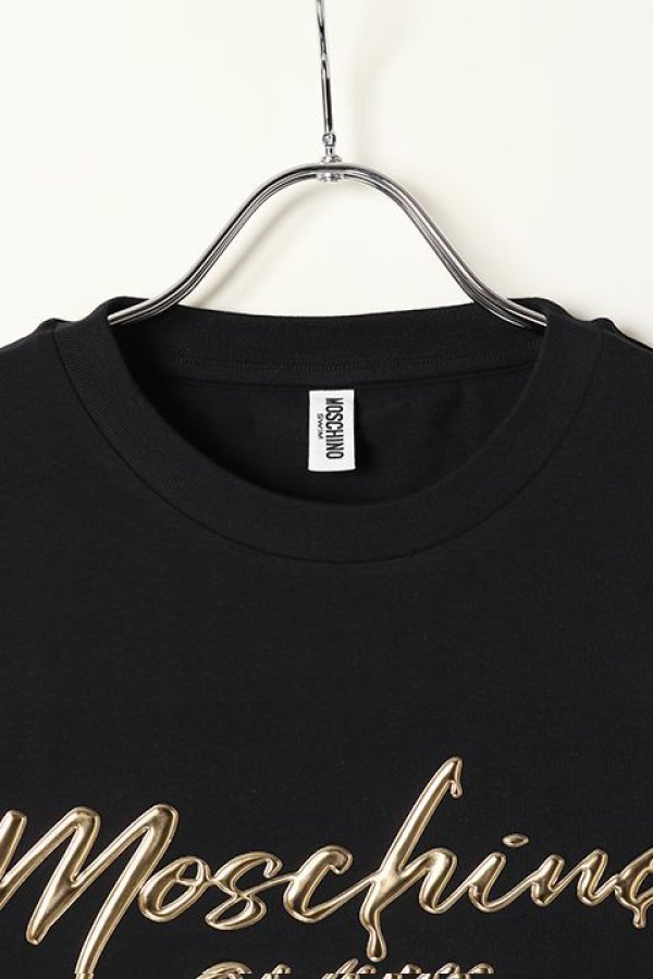 画像2: 【 50%OFF セール28,600円→14,300円】 MOSCHINO モスキーノ SWIM GOLDLOGO T-SHIRTS{-BAS} (2)