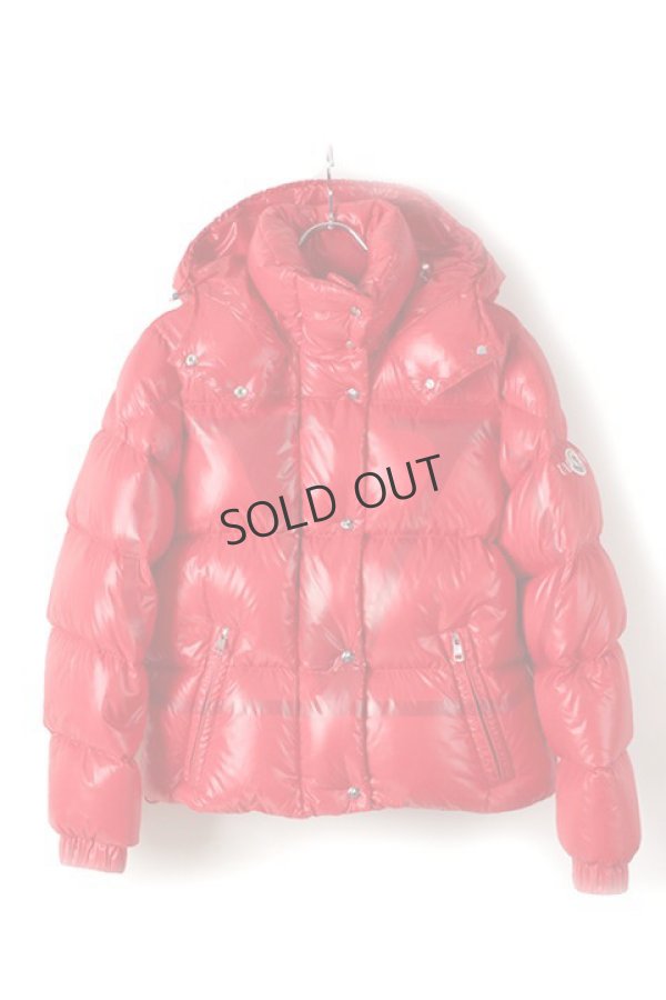 画像1: {SOLD}VALENTINO×MONCLER ヴァレンティノ×モンクレール モンクレール Vロゴ ラッカーナイロン ダウンジャケット（レディース）{SB3CN01B4AB-IU7-AIA} (1)