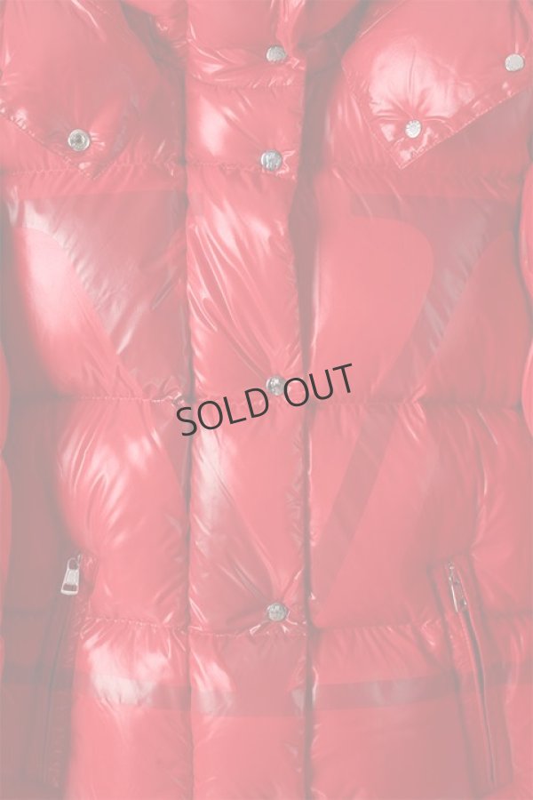 画像4: {SOLD}VALENTINO×MONCLER ヴァレンティノ×モンクレール モンクレール Vロゴ ラッカーナイロン ダウンジャケット(レディース){SB3CN01B4AB-IU7-AIA} (4)