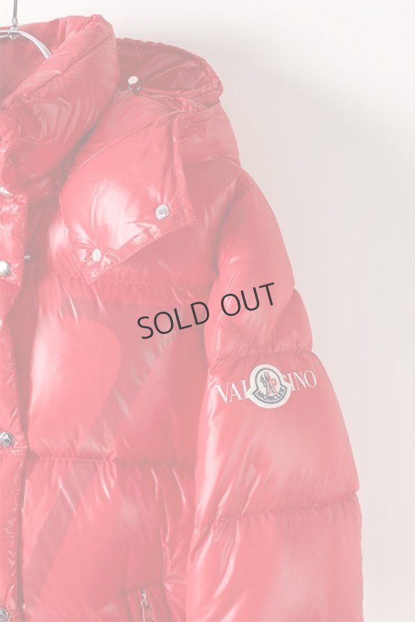 画像5: {SOLD}VALENTINO×MONCLER ヴァレンティノ×モンクレール モンクレール Vロゴ ラッカーナイロン ダウンジャケット(レディース){SB3CN01B4AB-IU7-AIA} (5)