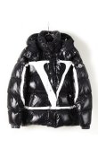 画像1: {SOLD}VALENTINO×MONCLER ヴァレンティノ×モンクレール モンクレール コラボレーション Vロゴ ダウンジャケット{SV3CN00A5AG-ONI-AIA} (1)