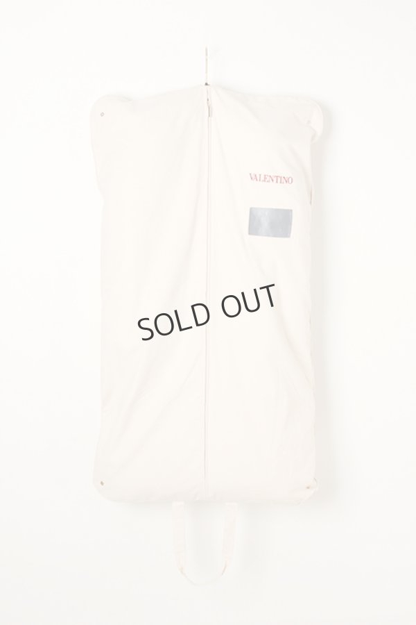 画像6: {SOLD}VALENTINO×MONCLER ヴァレンティノ×モンクレール モンクレール Vロゴ ラッカーナイロン ダウンジャケット{SB3CN01C4AB-ONI-AIA} (6)