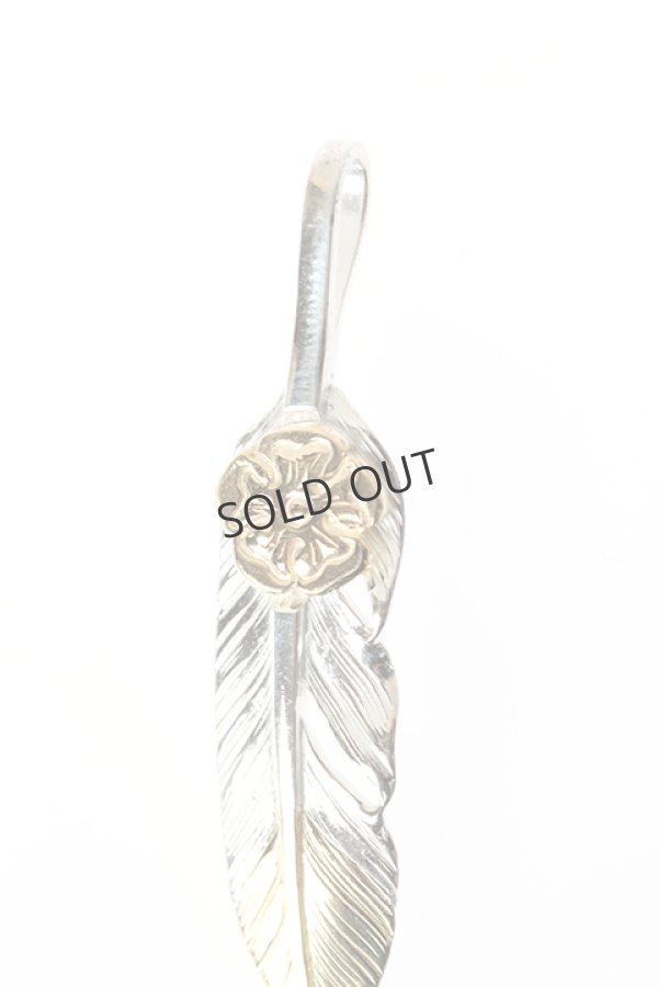 画像2: {SOLD}Taro Washimi タロウ ワシミ 鷲見太郎 S feather K18 top01 / S K18 flower metal pendant{-BJA} (2)