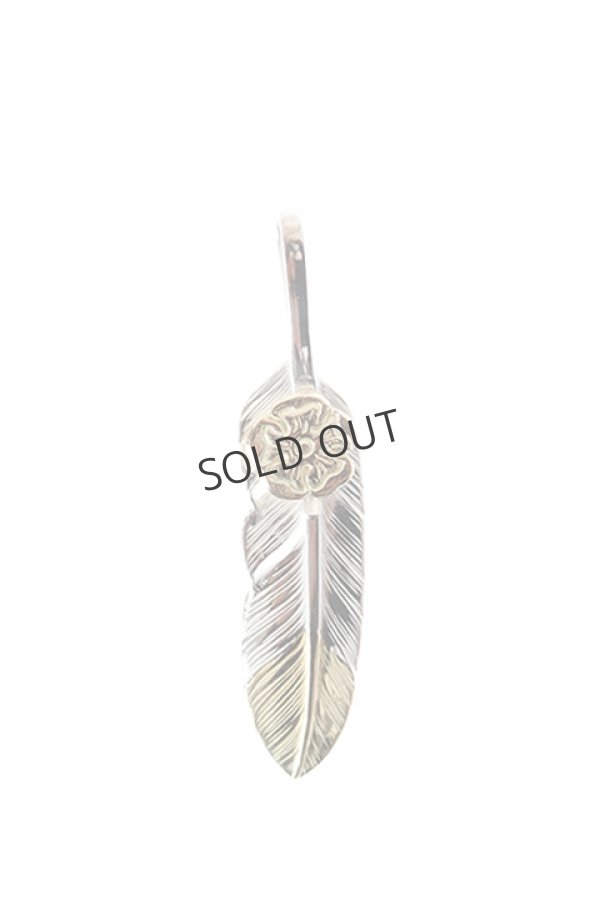 画像1: {SOLD}Taro Washimi タロウ ワシミ 鷲見太郎 S feather K18 top02 / S K18 flower metal pendant{-BJA} (1)