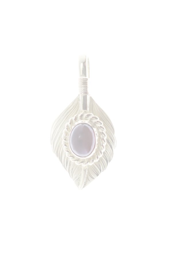 画像1:  {SOLD} Taro Washimi タロウ ワシミ 鷲見太郎 L K18 flight heart feather 02 / Cabochon GARNET {-BJA}  :WT-202012-22-F  (1)