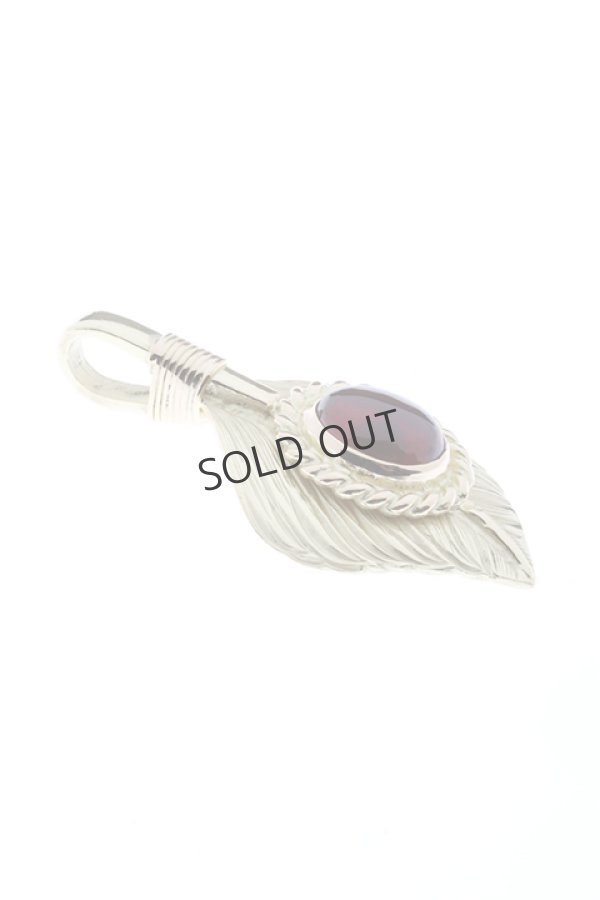 画像3: {SOLD}Taro Washimi タロウ ワシミ 鷲見太郎 L K18 flight heart feather 02 / Cabochon GARNET{-BJA} (3)