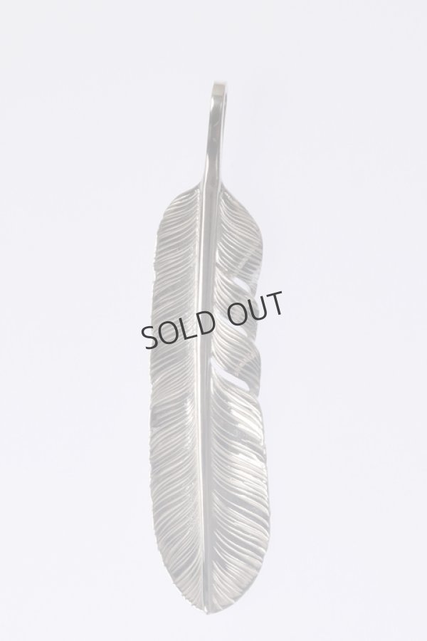 画像2: {SOLD}Taro Washimi タロウ ワシミ 鷲見太郎 《under bar限定ムーンストーン仕様》L old feather 02/MOON STONE{-BCA} (2)