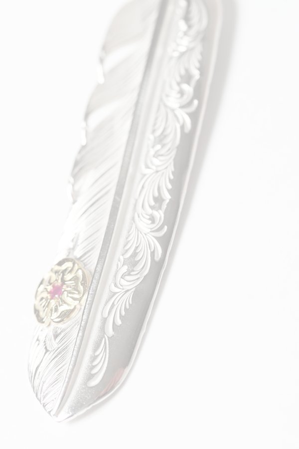 画像4: Taro Washimi タロウ ワシミ 鷲見太郎 L arabesque flight feather 02/S K18 flower metal/ruby 2mm{-BES}{E-22} (4)