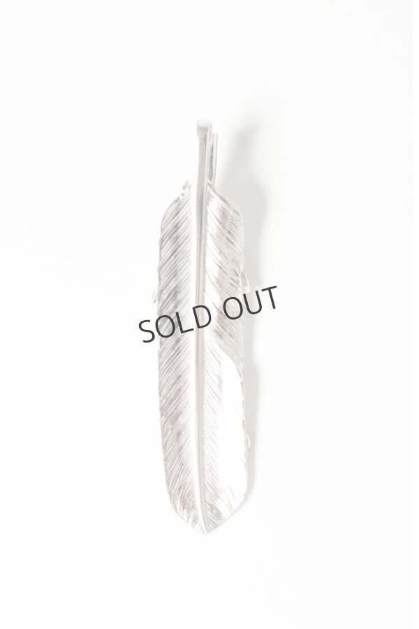 画像2: {SOLD}Taro Washimi タロウ ワシミ 鷲見太郎 L arabesque flight feather 02/eagle claw pendant 02/S K18 flower metal/diamond 2mm{-BES}{E-24} (2)