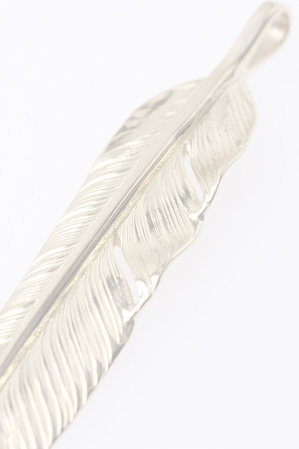画像4:  {SOLD} Taro Washimi タロウ ワシミ 鷲見太郎 S K18 flight feather 01 {1FFS01-YG-BJS}  :WT-PENDANT-108-F  (4)