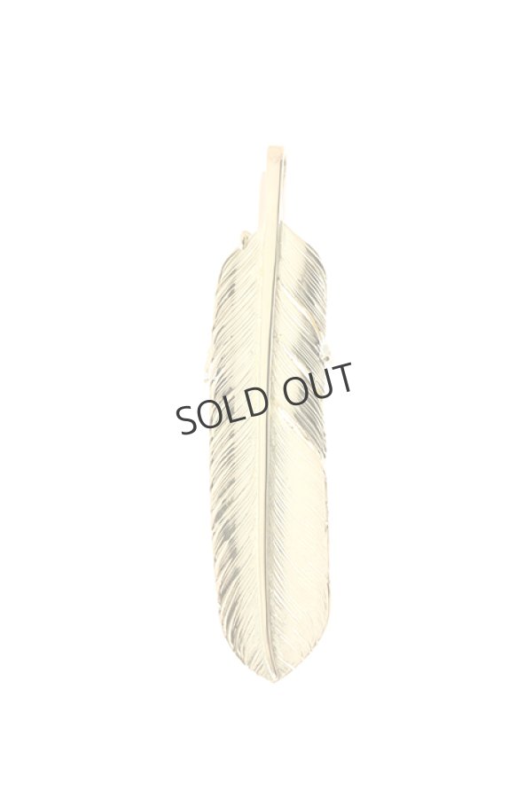画像2: {SOLD}Taro Washimi タロウ ワシミ 鷲見太郎 K18 eagle claw pendant 01 × L K18 arabesque flight feather 01{-BJS} (2)