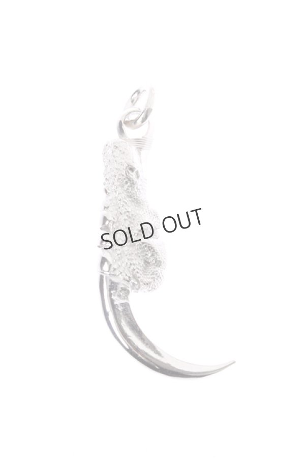 画像2: {SOLD}Taro Washimi タロウ ワシミ 鷲見太郎 opal × K18 sazare cup(5×7) L eagle claw single pendant 02{WT-PENDANT-1126B-AIA} (2)