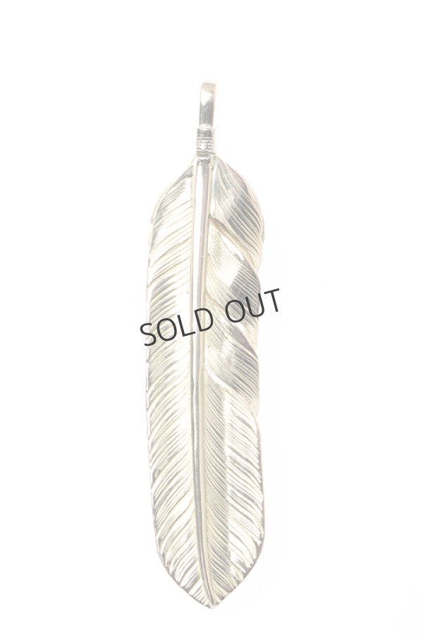 画像2: {SOLD}Taro Washimi × TRAVIS WALKER(タロウ ワシミ × トラヴィスワーカー) L feather × heart feather × opal × Small Valor Cross{-BJS} (2)