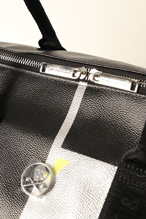 MARK & LONA マークアンドロナ Cray Metallic Boston Bag{-BDS